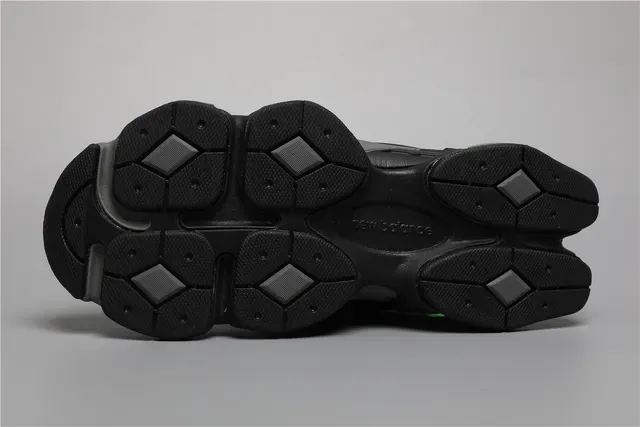 New Balance 9060 Chaussures lifestyle noires et vertes chunky avec semelle intermédiaire en couches texturisées fibre de carbone superpositions 6