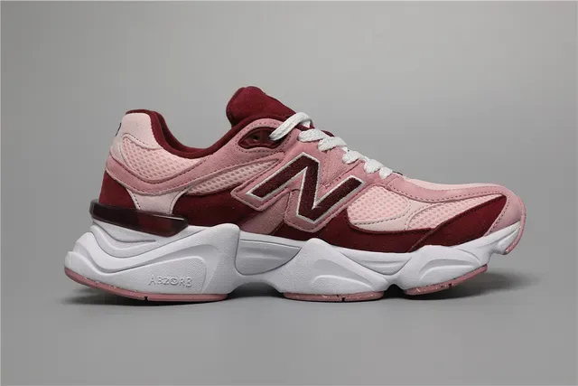 New Balance 9060 酒红色和粉色生活方式运动鞋 8