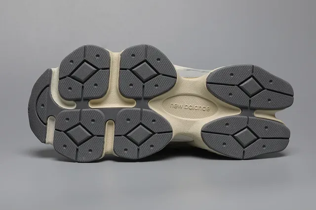 New Balance 9060 Rosa Poeira Cinza Tênis Lifestyle 4