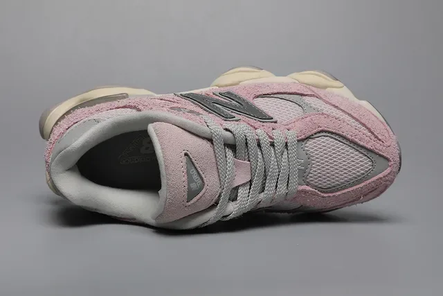New Balance 9060 Rosa Poeira Cinza Tênis Lifestyle 5