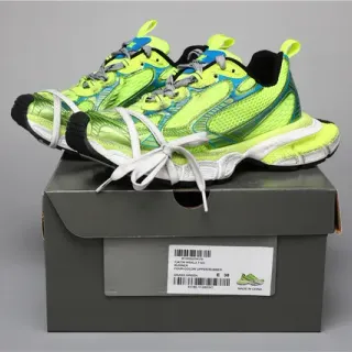 New Balance 9060 Sneakers Chunky Vert Herbe de Quatre Couleurs