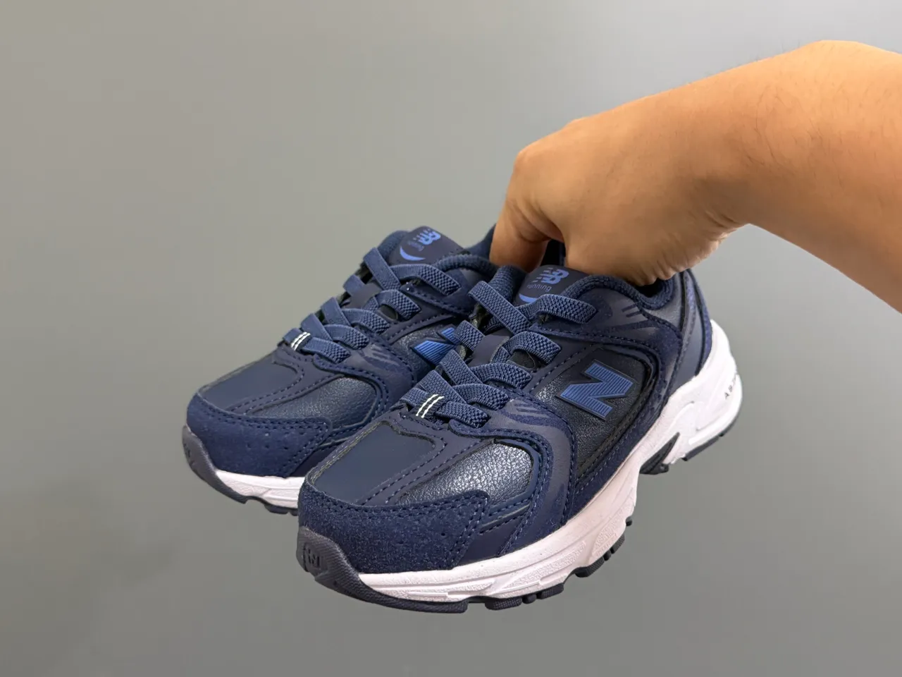 New Balance 9060 Gray Navy Midsole Multi-Panel Upper Chunky Sneakers 3