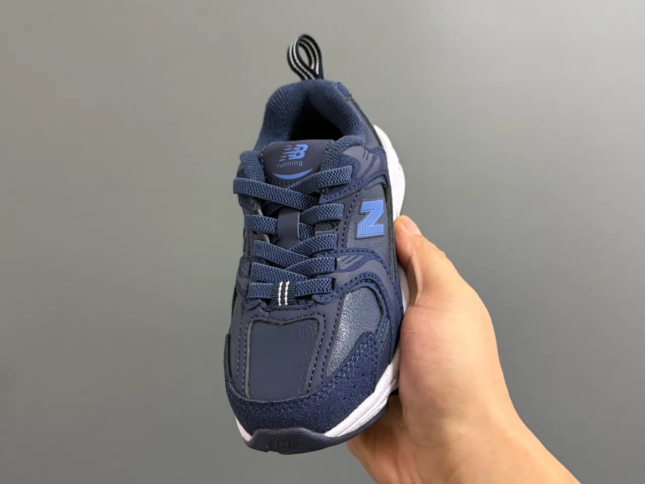 New Balance 9060 Gray Navy Midsole Multi-Panel Upper Chunky Sneakers 5