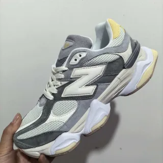New Balance 9060 رمادي أبيض كريمي أحذية رياضية كانكي
