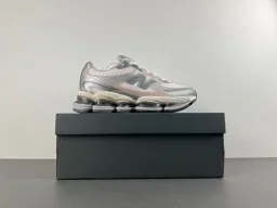 New Balance 9060 粉灰生活方式运动鞋 14