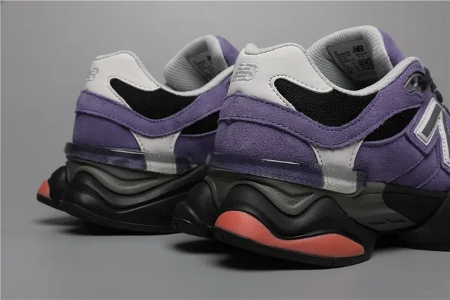 New Balance 9060 violet noir blanc sneakers lifestyle 2