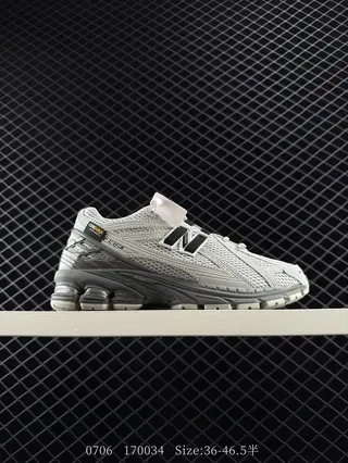 New Balance 906R Gris Cordura Lifestyle Sneakers 2