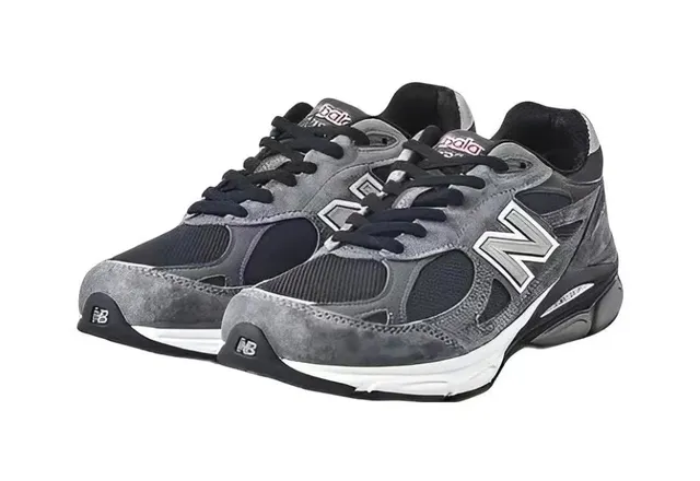 New Balance 990 Tênis de corrida malla e camurça cinza carvão 5