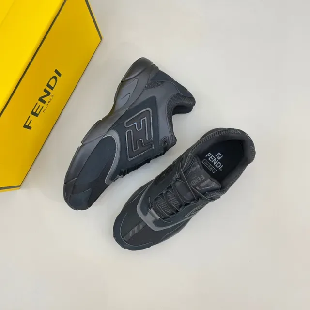 New Balance Black Gray Chunky Sculpted Midsole Mixed Suede And Mesh Upper Lifestyle Sneakers 7