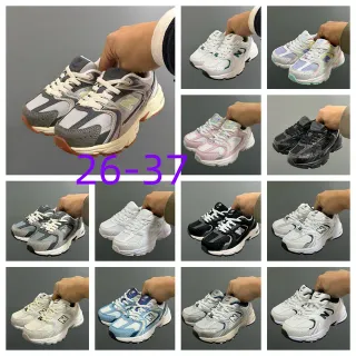 New Balance رمادي بيج ميد سول ألواح متعددة بناء شبكي-سويد حذاء سميك