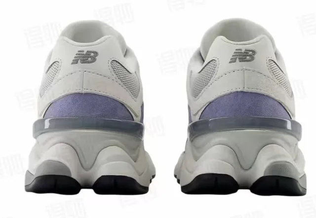 New Balance حذاء رياضي سميك رمادي وبنفسجي وسط منحوتة شبك و جلد أوفرلاي بناء 3