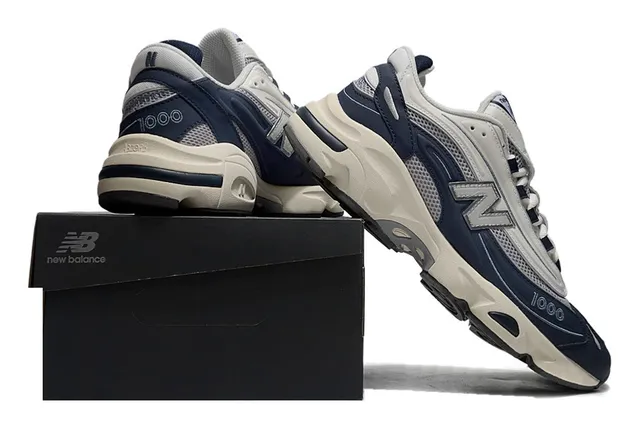 New Balance Navy White Midsole Maille Et Overlay Synthétique Chaussures Chunky 6