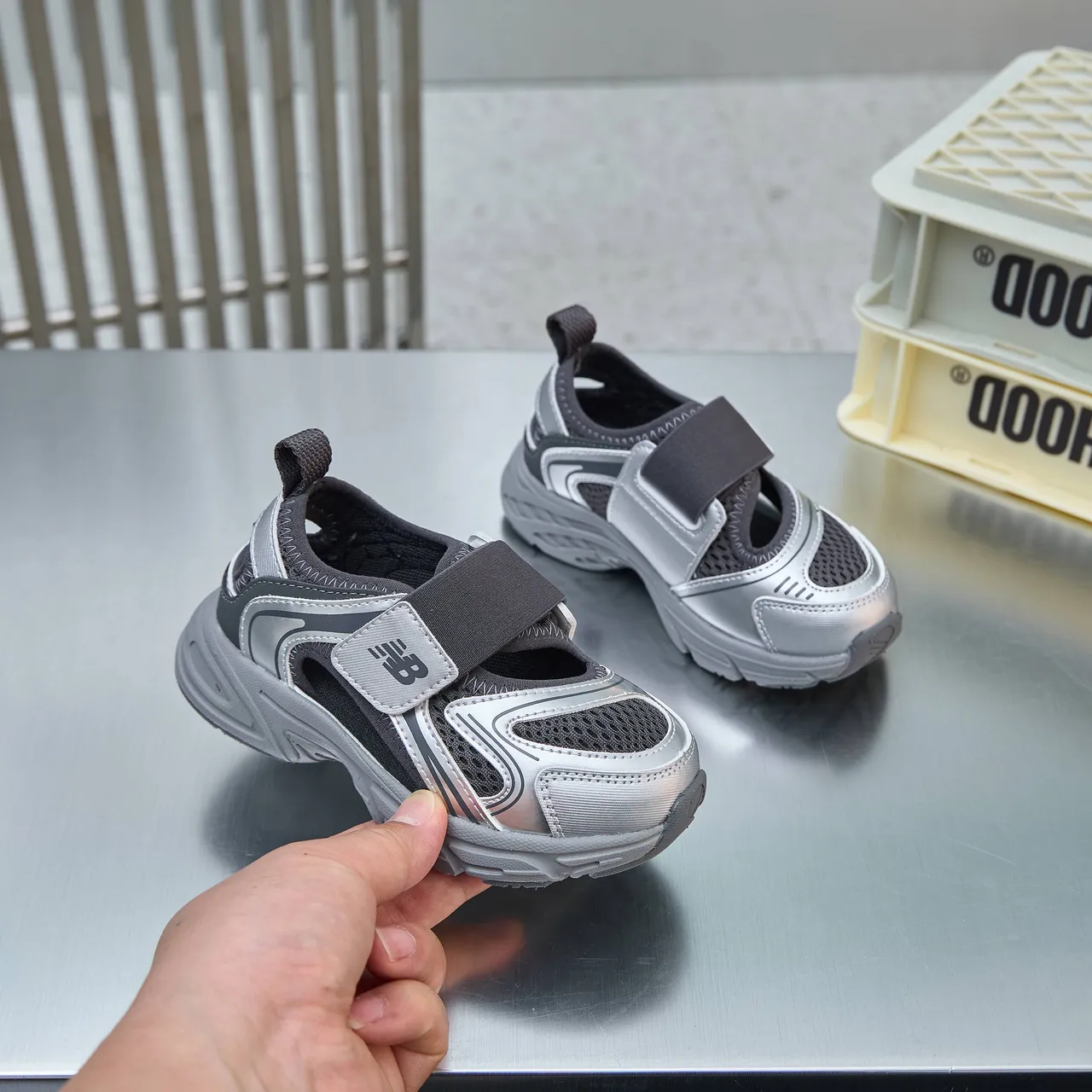 New Balance Silver Black Midsole Velcro Strap Closure Chunky Sneakers 5