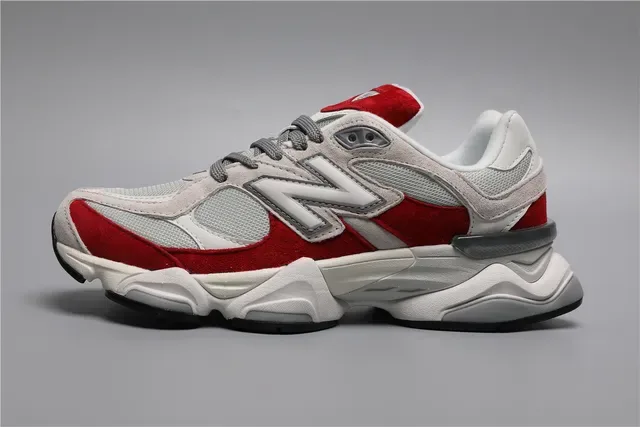 New Balance Blanc Rouge Sole Intermédiaire Épaisse Maille Et Daim Construction Par Superposition Chaussures Lifestyle 9