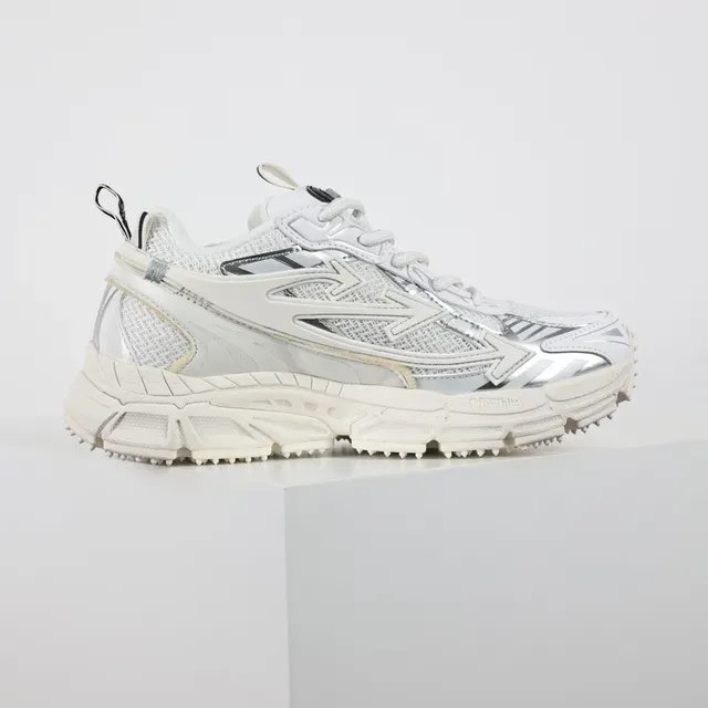 New Balance Branco Prata Tênis Chunky com Solado Multicamadas Malha e Superposição Sintética 7