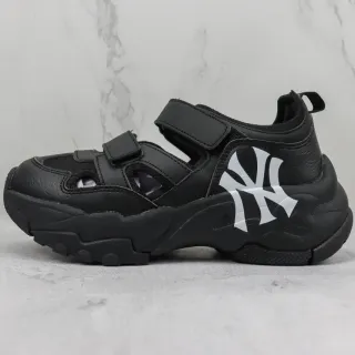 New Era NY Logo Chunky Casual Sandals