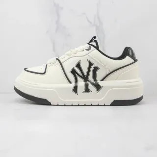 New Era NY Yankees Logo Platform Lifestyle Sneakers