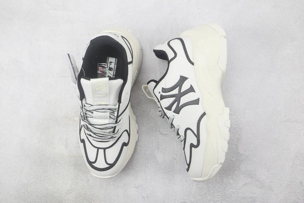 New Era Chaussures Blanches Noires Avec Tige En Cuir Imité NY Logo Sneakers à Semelle Épaisse 3