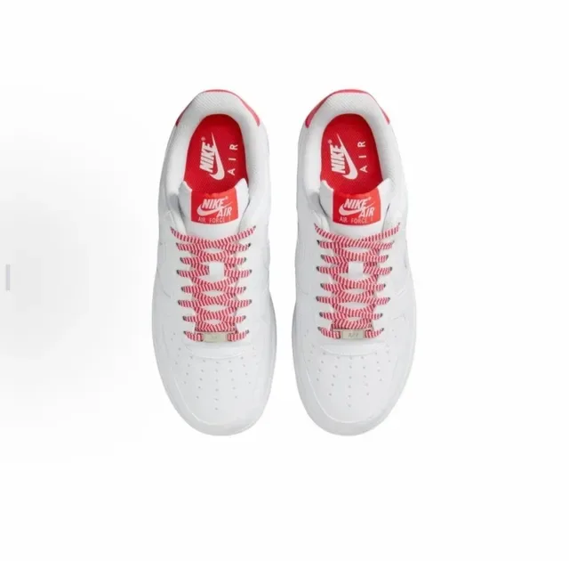 Nike Air Force 1 Blanc et Rouge Sneakers Lifestyle 3