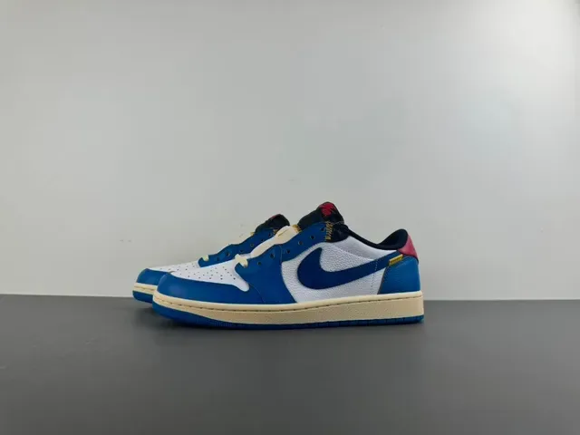 Nike Air Jordan 1 Blue White Leather Upper Perforated Toe Box Lifestyle Sneakers 10