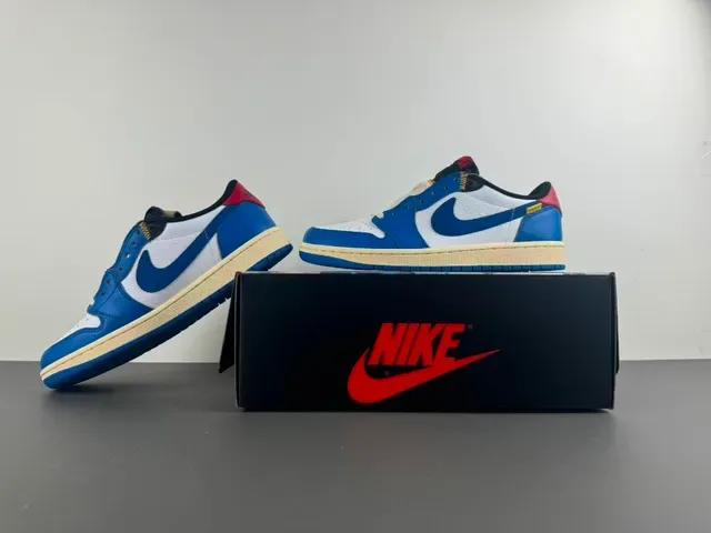 Nike Air Jordan 1 Blue White Leather Upper Perforated Toe Box Lifestyle Sneakers 14