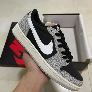 Nike Air Jordan 1 Low Elephant Print Lifestyle Sneakers