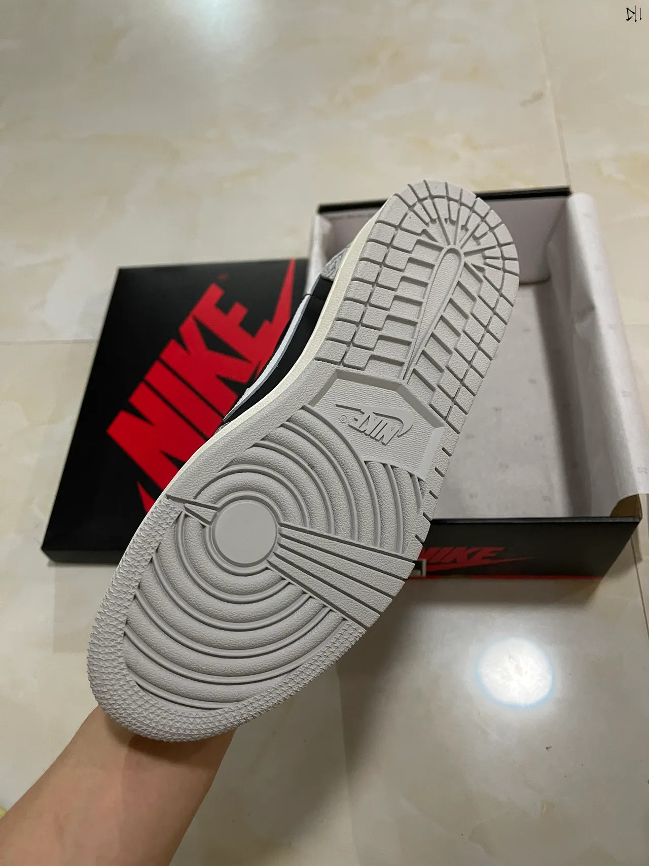 Nike Air Jordan 1 Low Elephant Print Lifestyle Sneakers 5