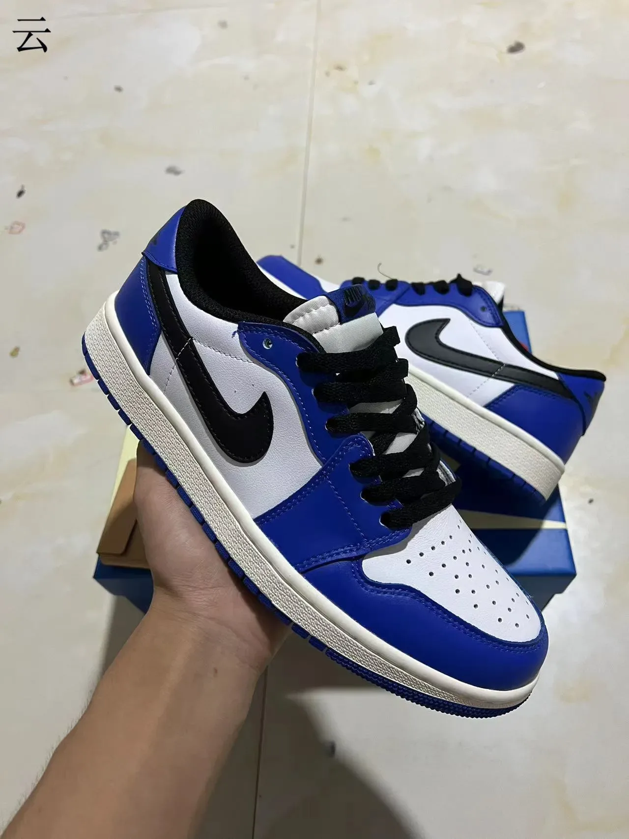 Nike Air Jordan 1 Low Bleu Royal Blanc Noir Chaussures Lifestyle 2
