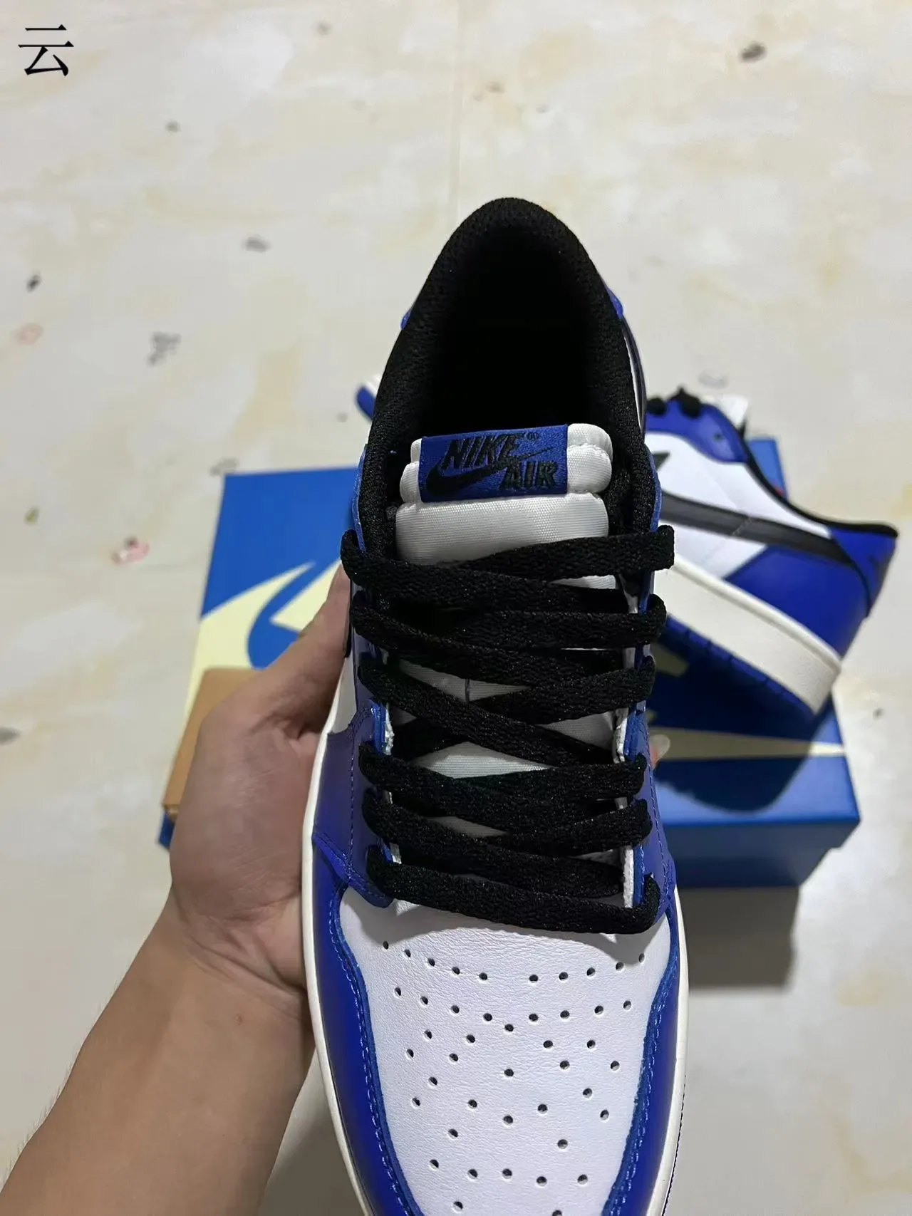 Nike Air Jordan 1 Low Bleu Royal Blanc Noir Chaussures Lifestyle 4