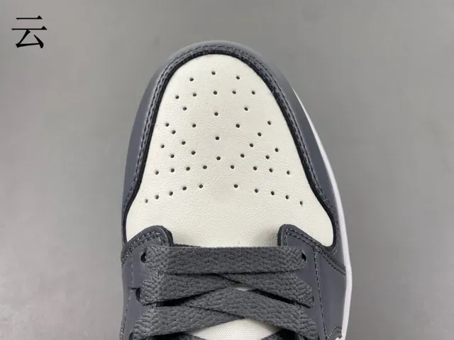 Nike Air Jordan 1 Low Blanc Gris Foncé Noir Lifestyle Sneakers 8