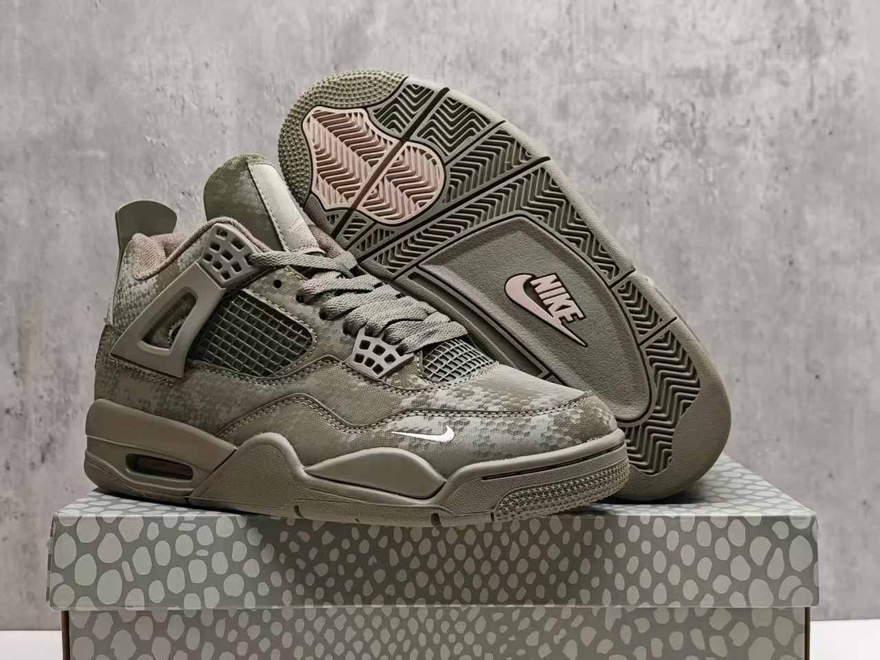 Nike Air Jordan 4 Olive Snake-Print Basketball Shoes 3