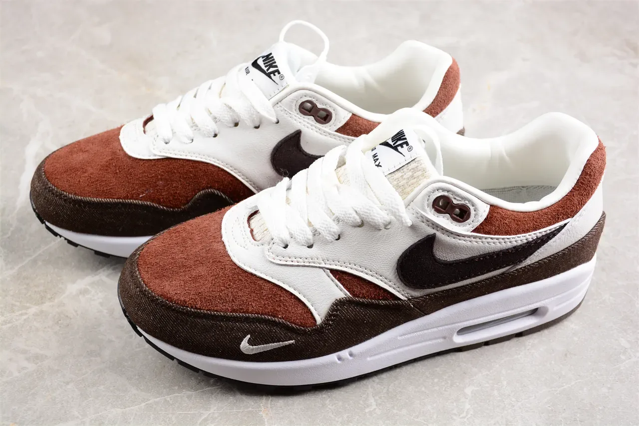 Nike Air Max 1 Brown and White Lifestyle Sneakers 9