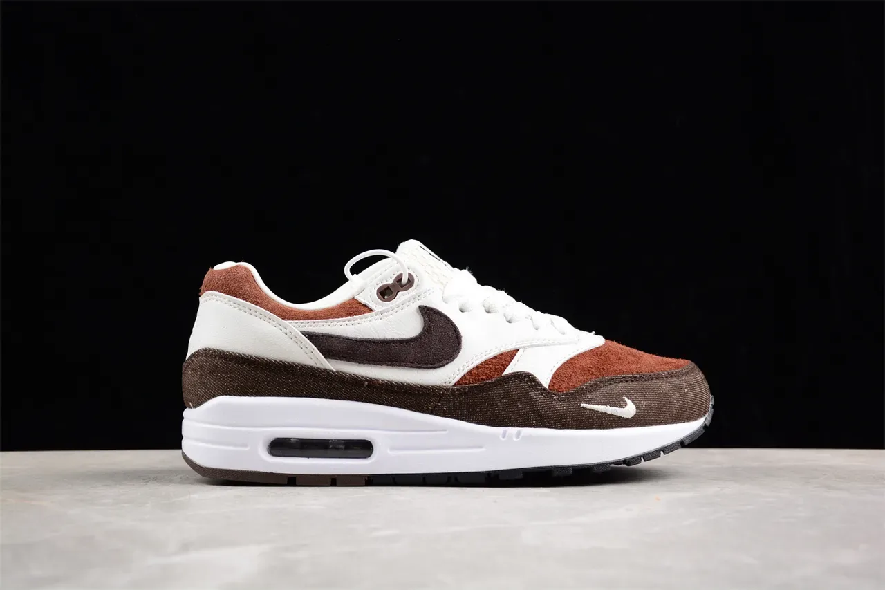 Nike Air Max 1 Brown and White Lifestyle Sneakers 14