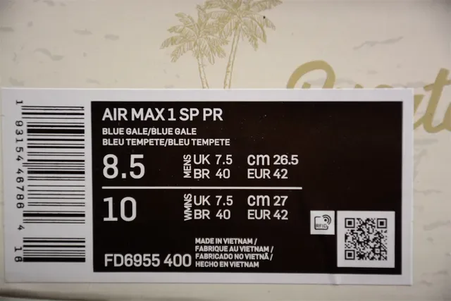 Nike Air Max 1 Light Blue and White Lifestyle Sneakers 2