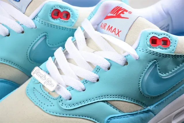 Nike Air Max 1 Light Blue and White Lifestyle Sneakers 7