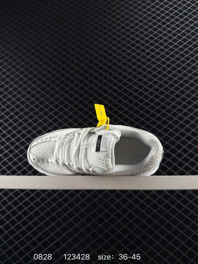 Nike Air Max Moto II White Black Mesh And Synthetic Overlay Upper Lifestyle Sneakers 5