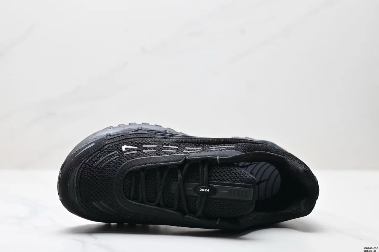 Nike Air Max Plus Black Monochrome Lifestyle Sneakers 5