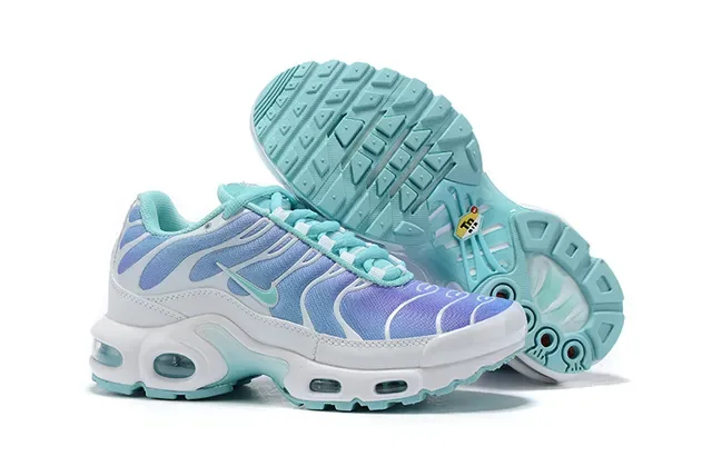 Nike Air Max Plus White and Gray Lifestyle Sneakers 12