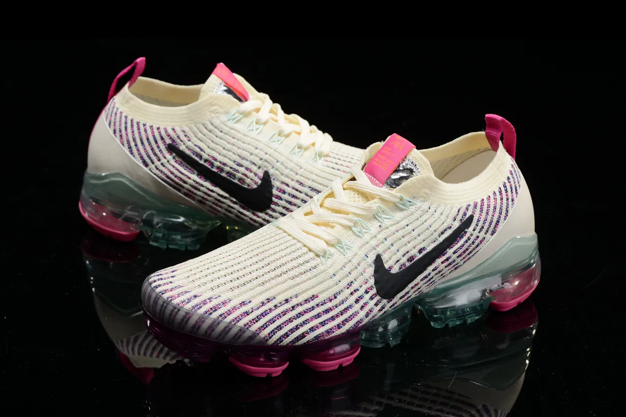 Nike Air VaporMax Beige Pink Flyknit Upper Visible Full-Length Cushioning Lifestyle Sneakers 11