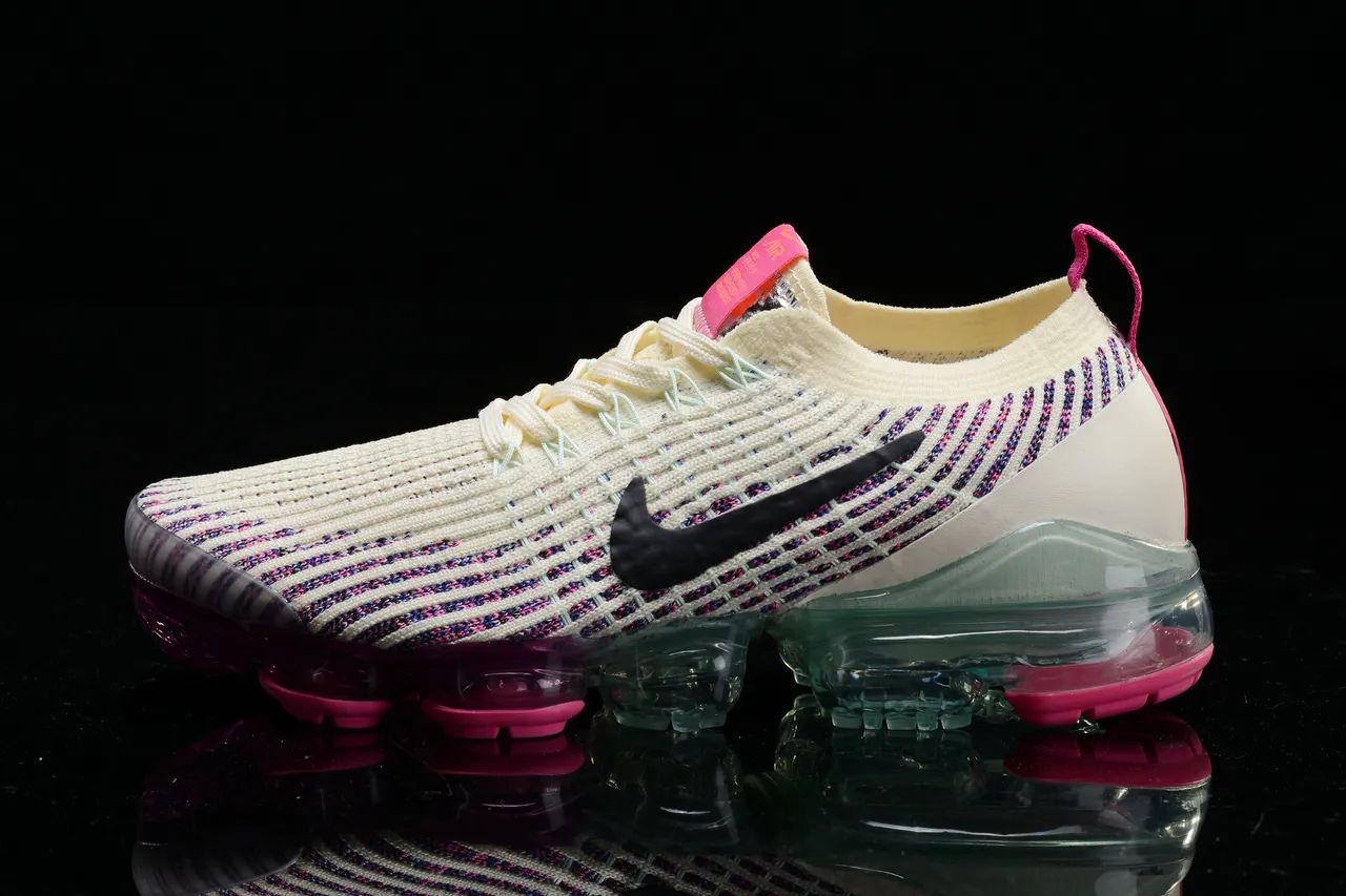 Nike Air VaporMax Beige Pink Flyknit Upper Visible Full-Length Cushioning Lifestyle Sneakers 14