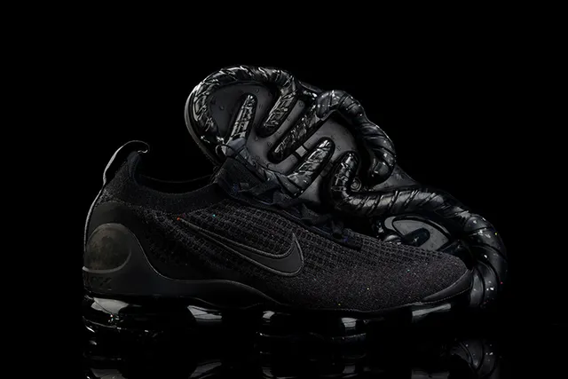 Nike Air VaporMax Black Knit Running Shoes 7