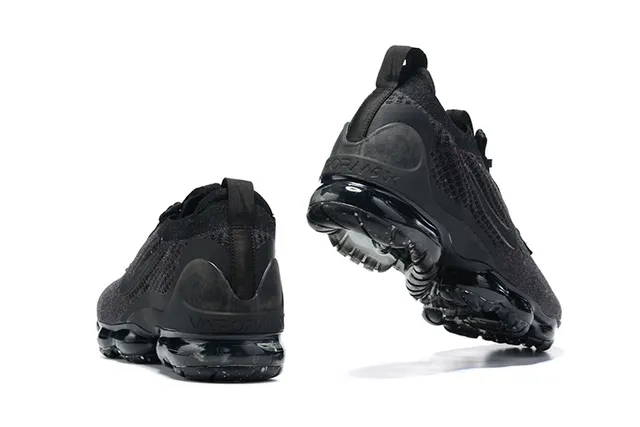 Nike Air VaporMax Black Knit Running Shoes 10