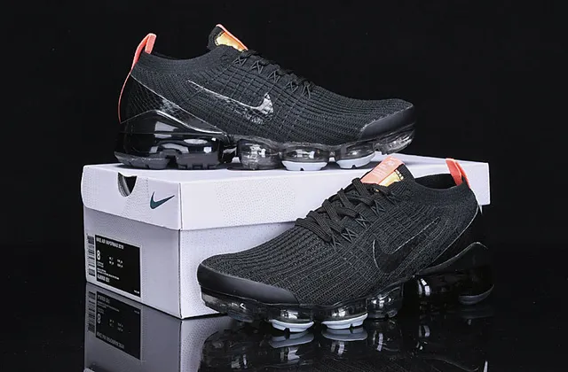 Nike Air VaporMax Noir Orange Or Chaussures de course 7