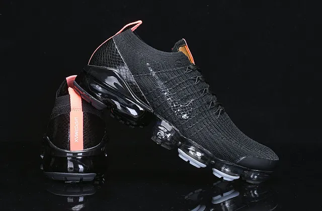 Nike Air VaporMax Noir Orange Or Chaussures de course 10