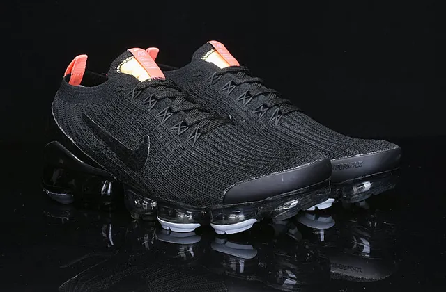 Nike Air VaporMax Noir Orange Or Chaussures de course 13