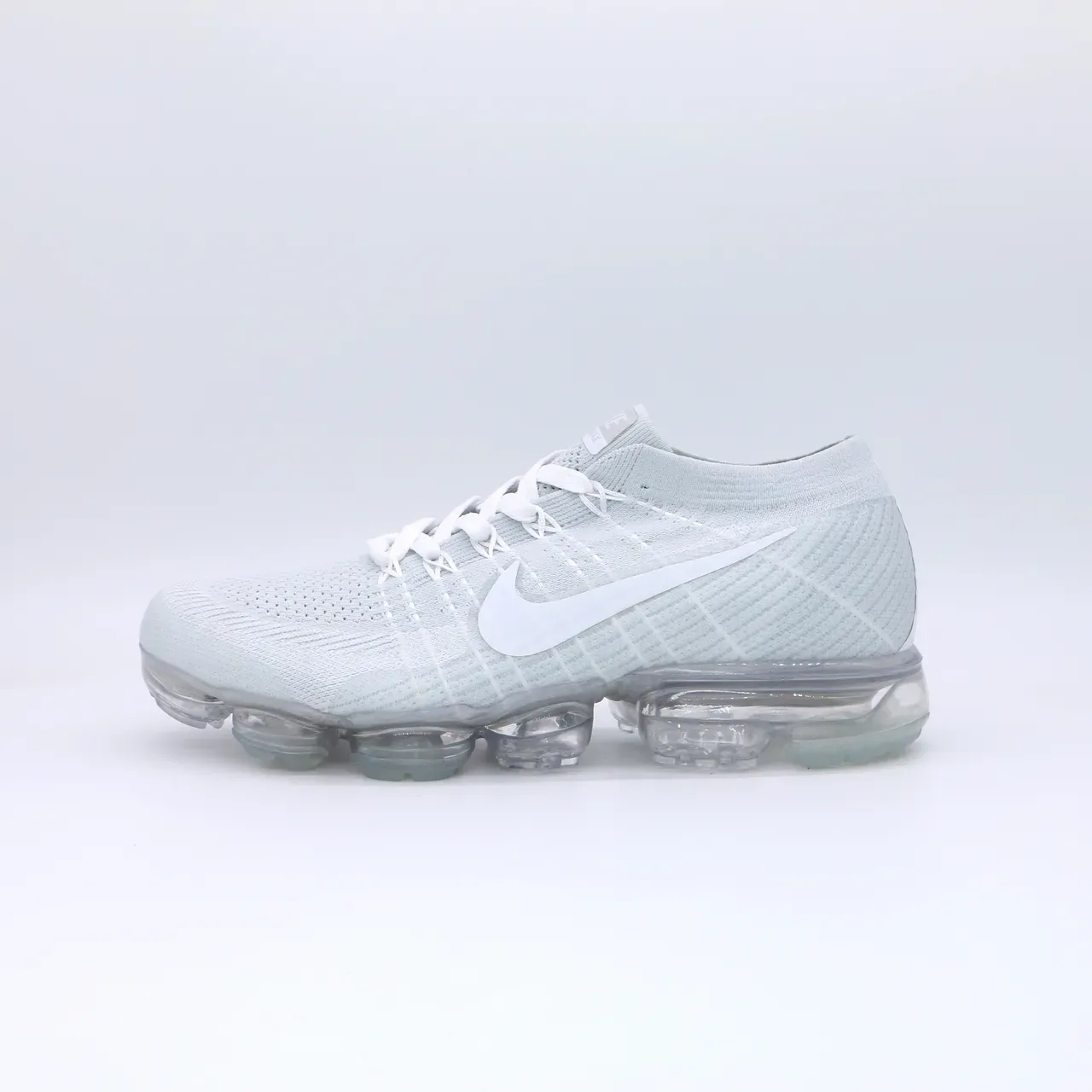 Nike Air VaporMax Flyknit Light Gray Translucent Sole Lifestyle Sneakers 5