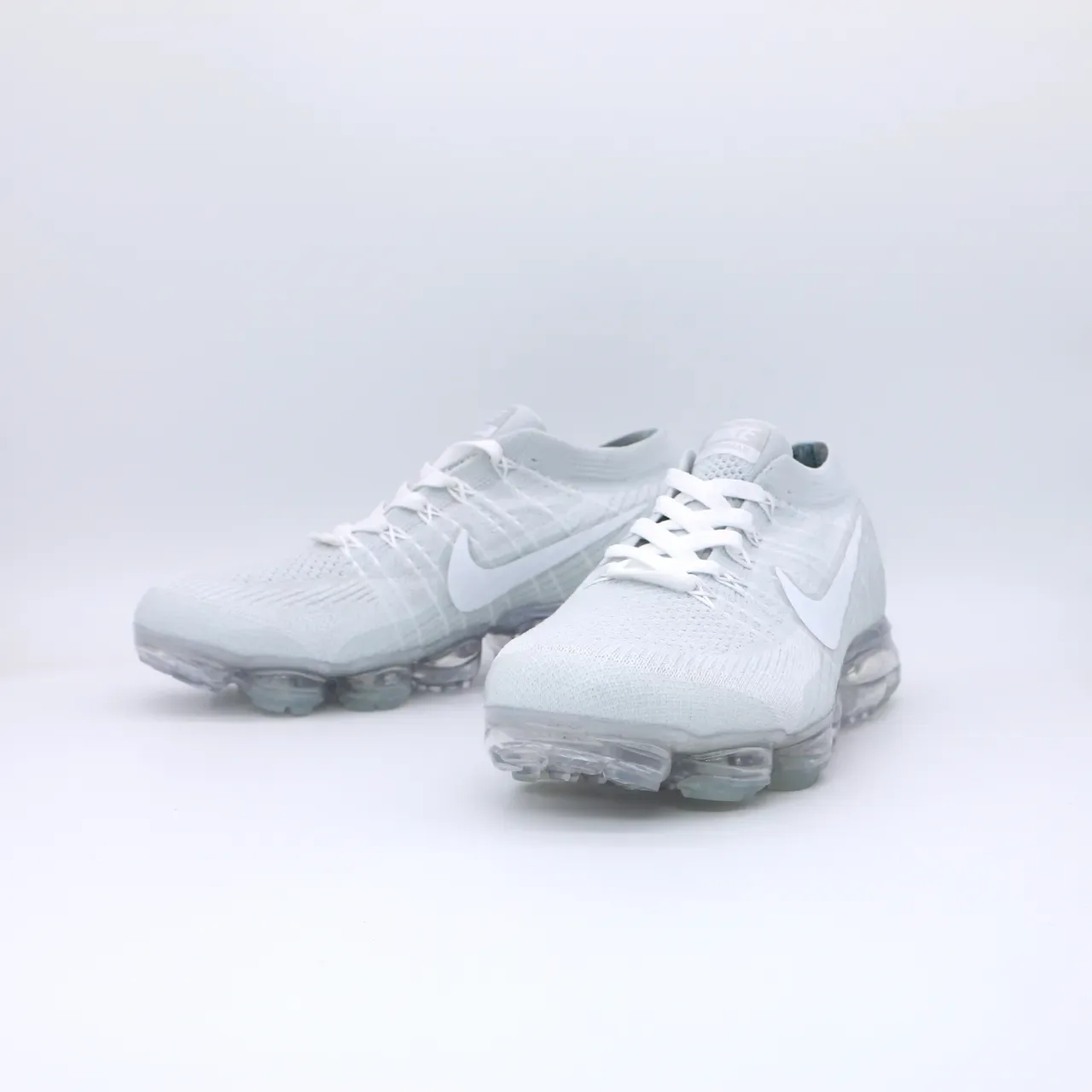 Nike Air VaporMax Flyknit Light Gray Translucent Sole Lifestyle Sneakers 7