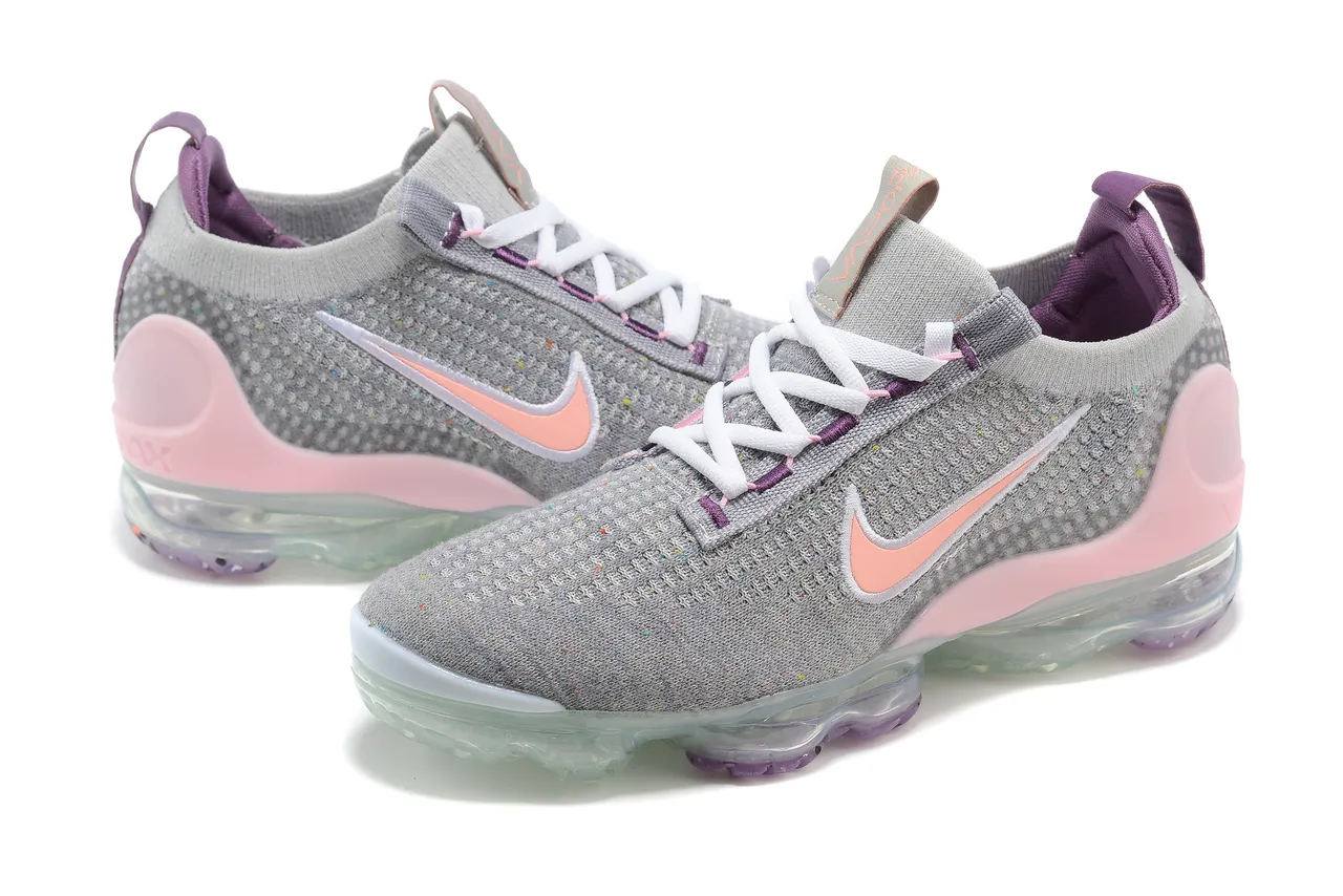 Nike Air VaporMax Flyknit Women's Lifestyle Sneakers 5