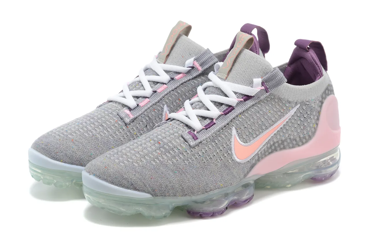 Nike Air VaporMax Flyknit Women's Lifestyle Sneakers 7