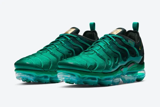Nike Air VaporMax Plus ATL Emerald Green Lifestyle Sneakers 8